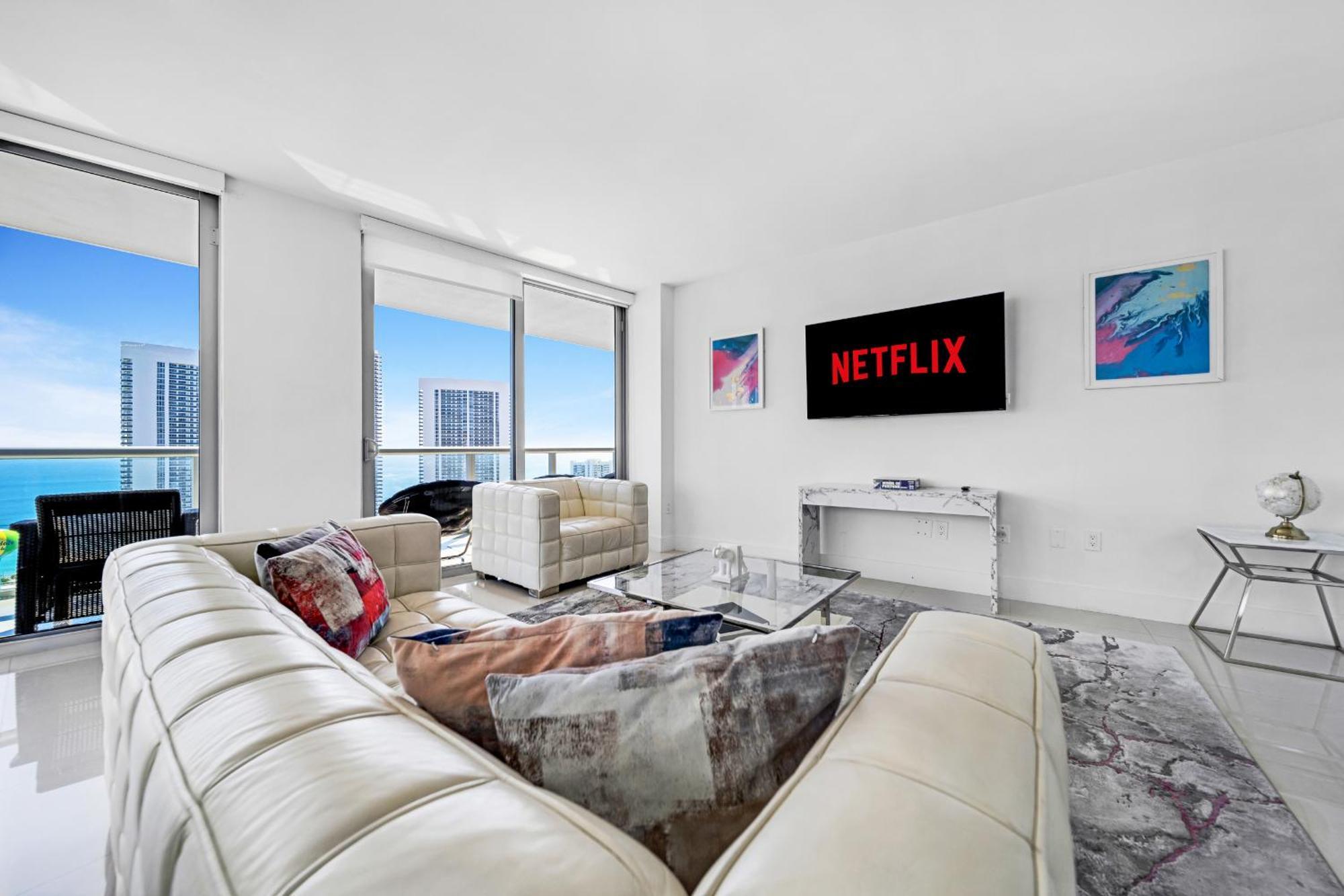 Resort-Style Living With Direct Ocean Views - 3Br Beauty Холандейл Бийч Екстериор снимка