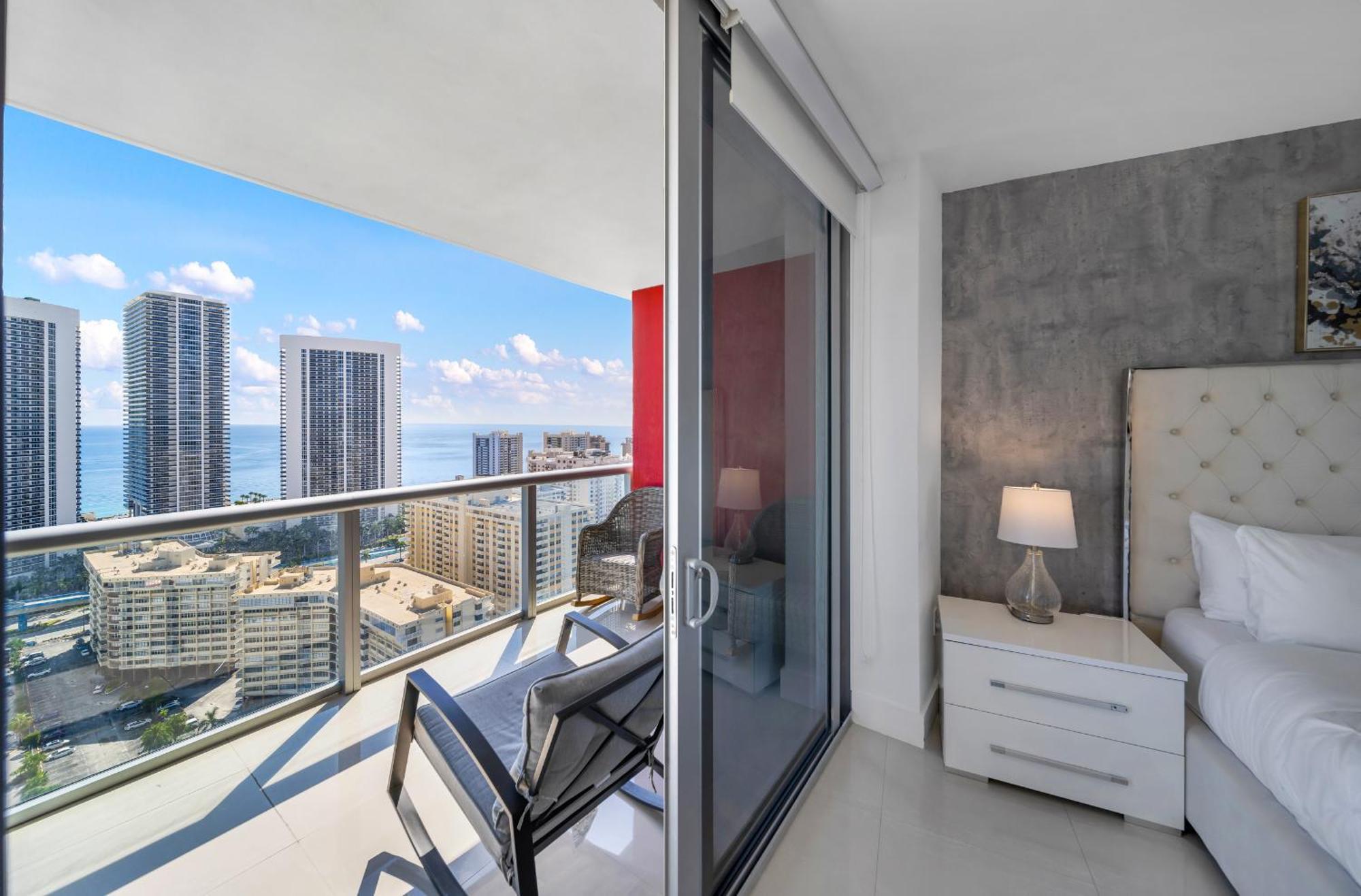 Resort-Style Living With Direct Ocean Views - 3Br Beauty Холандейл Бийч Екстериор снимка